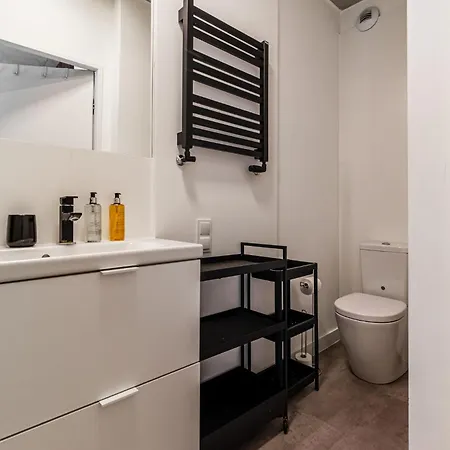 Rentplanet - Legnicka Apartment *